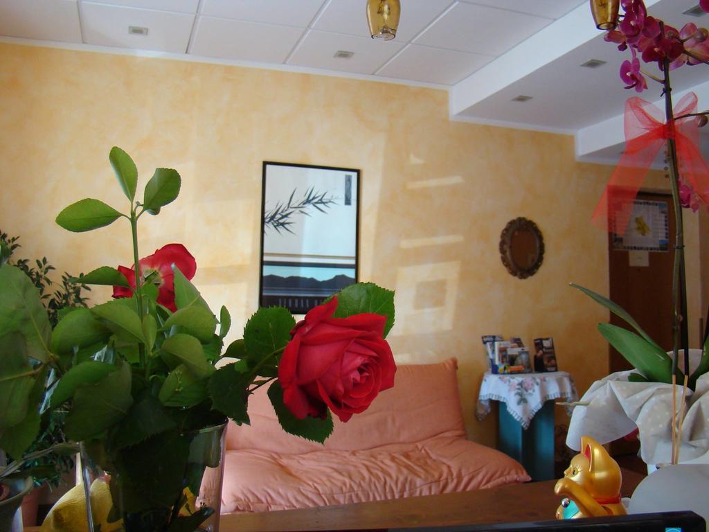 Aparthotel Il Casale à Martinsicuro Extérieur photo